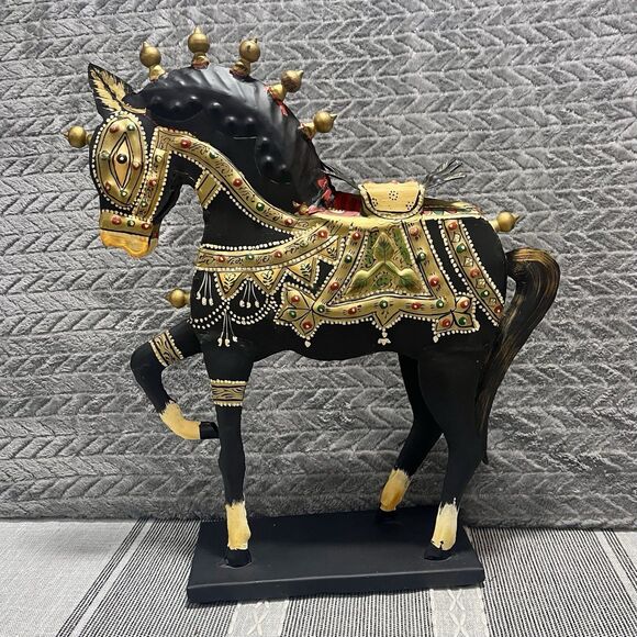 SAGEBROOK HOME POLY Resin Cracked Horse Sculpture Trojan  Beautiful Trojan Horse Metal Art Sculpture Beautiful Black & Gold